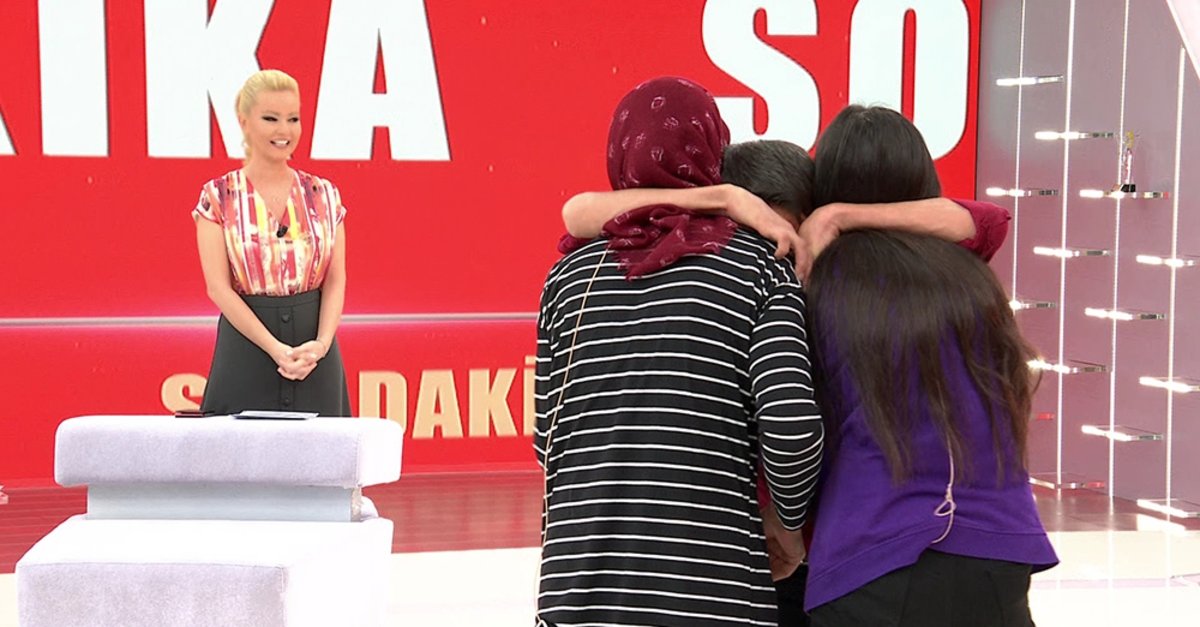 muge-anli-ile-tatli-sert