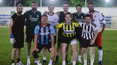 Mercan Köşk ekibinden nefes kesen halısaha molası!