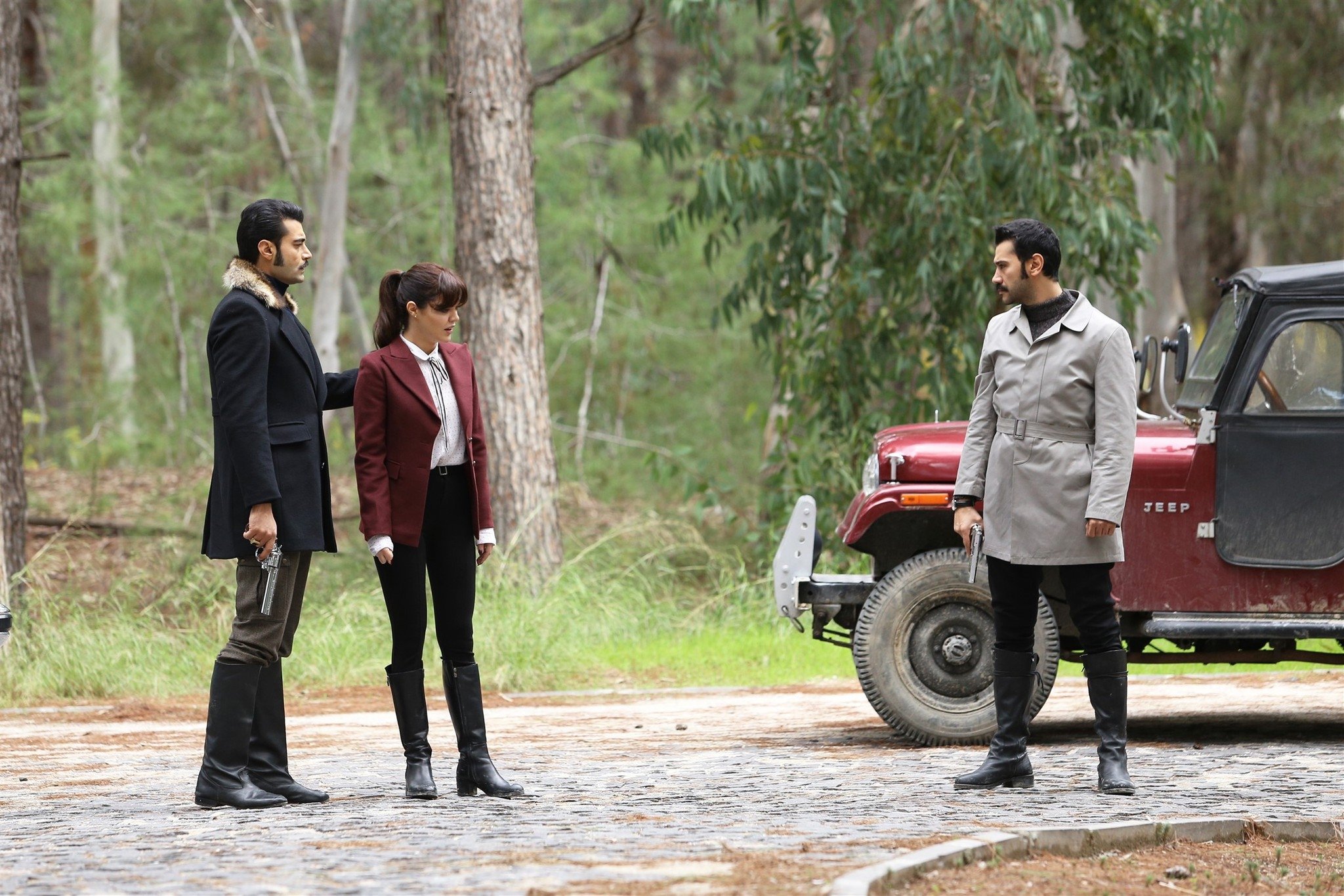 Züleyha ve Demir Yaman aşkı nasıl başladı?