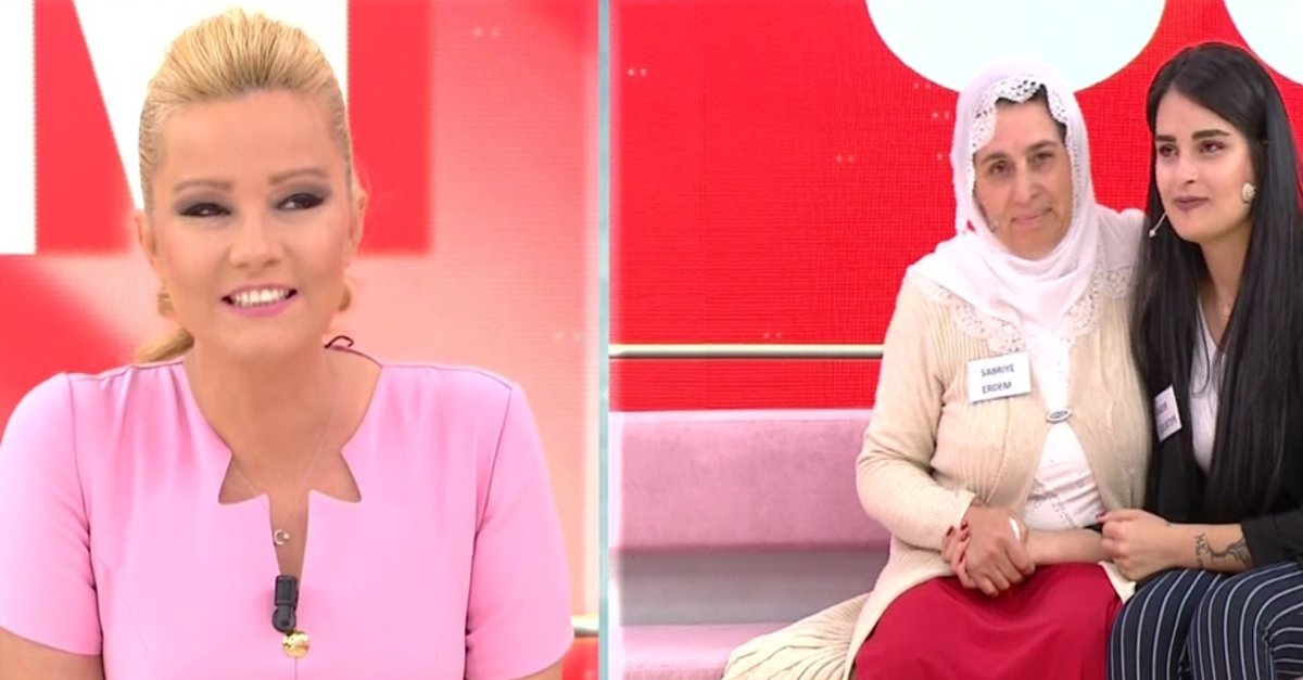 muge-anli-ile-tatli-sert