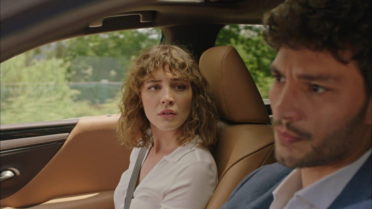 “Kazıyorum aklıma, ruhuma, kalbime unutmamak için.”