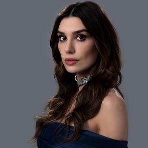 Yıldızlar Bana Uzak | Kadro | Aslı Cansever