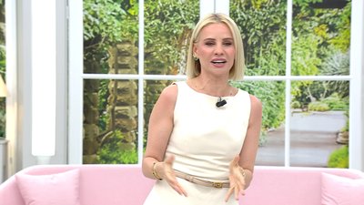 Esra Erol’da