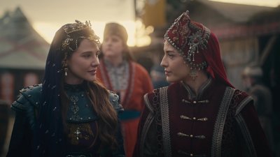 Nilüfer Hatun ve Prenses Asporça arasında ipler gerildi.