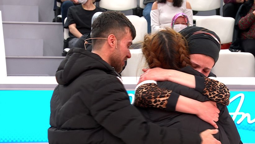 muge-anli-ile-tatli-sert