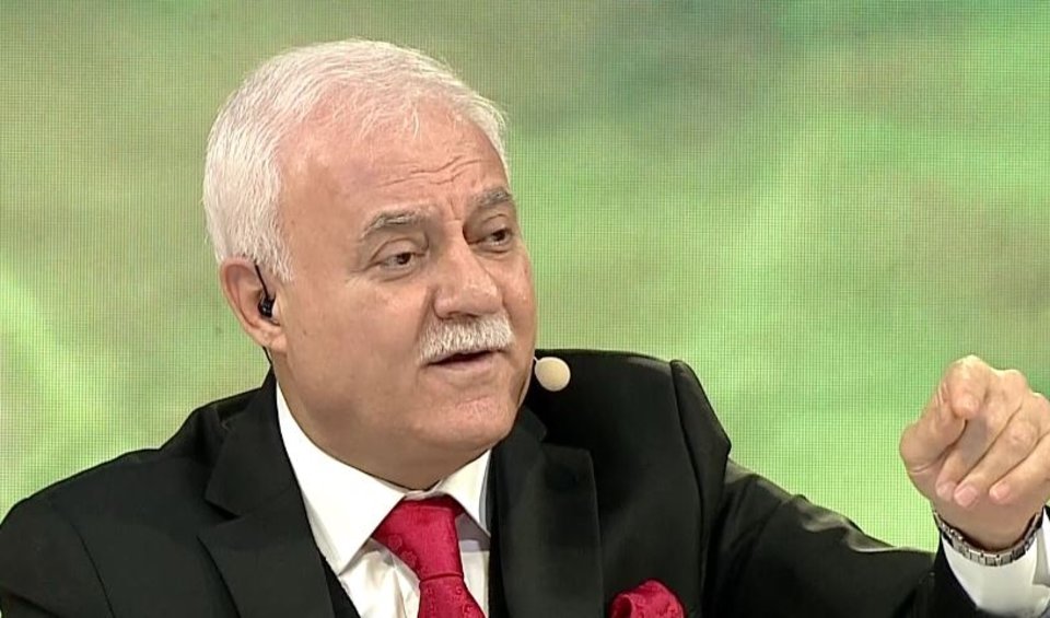 Nihat Hatipoğlu yanıtladı: Dua kaderi değiştirir mi?