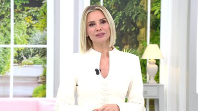 Esra Erol’da