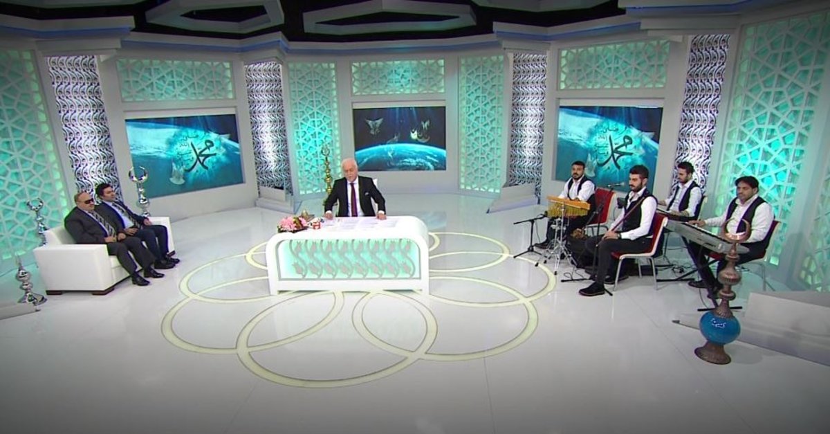 nihat-hatipoglu-ile-dosta-dogru