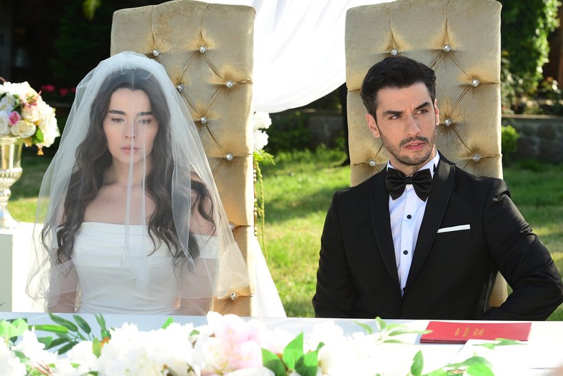 Предавать турецкий сериал актеры и роли фото Предавать турецкий сериал актеры и роли фото