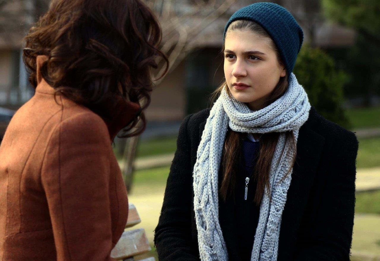 100 karede 100 bölüm