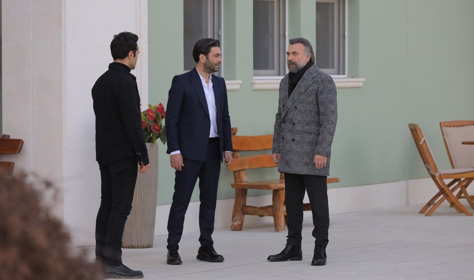 eskiya-dunyaya-hukumdar-olmaz