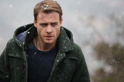 Bu Şehir Arkandan Gelecek