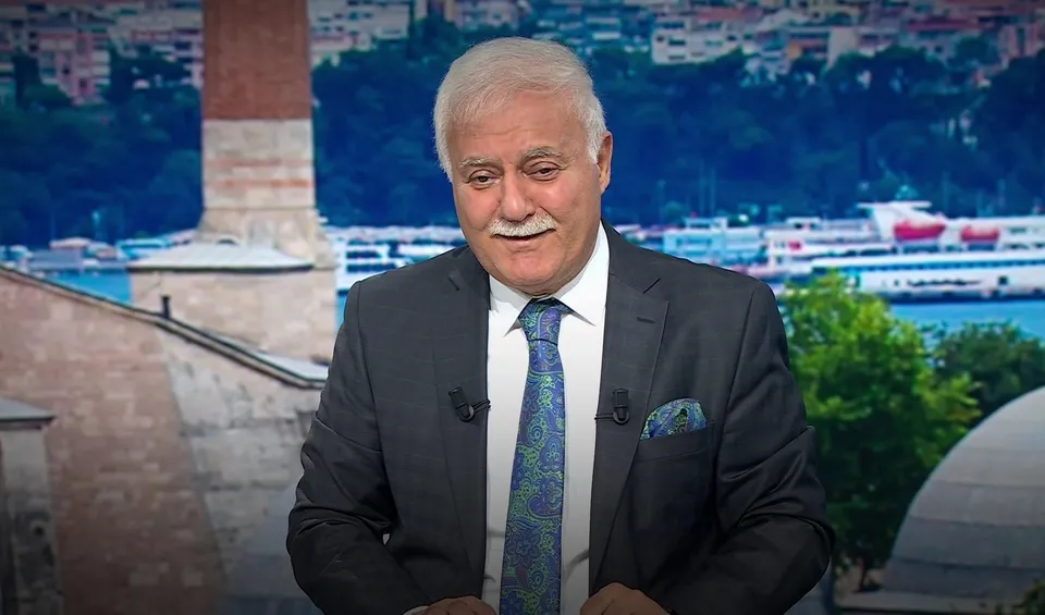 Prof. Dr. Nihat Hatipoğlu Sorularınızı Cevaplıyor yeni bölümüyle Cuma 08.30’da atv’de