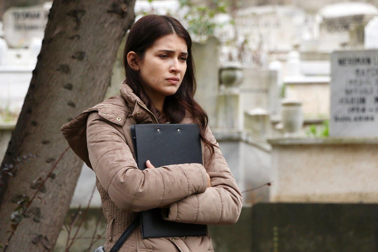 100 karede 100 bölüm