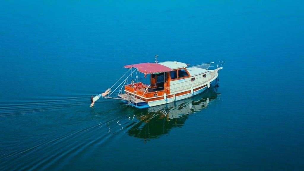 Aşk Engel Tanımıyor… 2. bölüm foto galeri