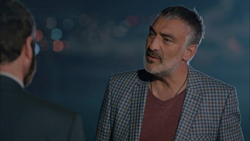 Kertenkele 33. bölüm replik galerisi