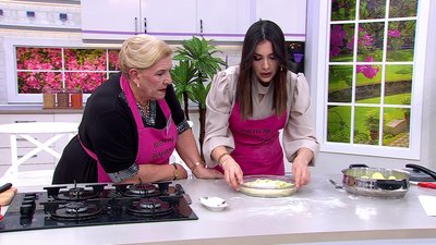 Günün yemeği ’Kabaklı Pizza Çörek’’