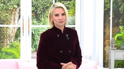 Esra Erol’da