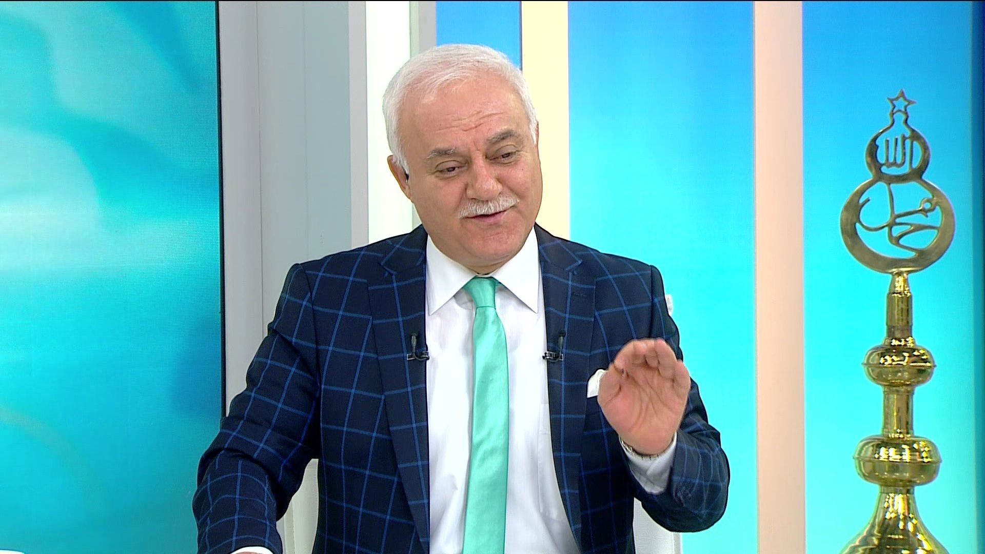 nihat-hatipoglu-sorularinizi-cevapliyor