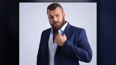 Oyuncudan çalışanına sopalı darp!