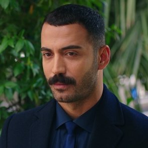Kader Oyunları | Kadro | Şeref