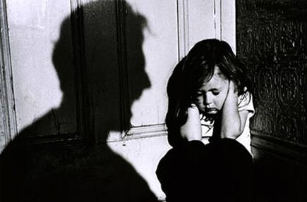 Çocuk şiddetine karşı sessiz kalmıyor!