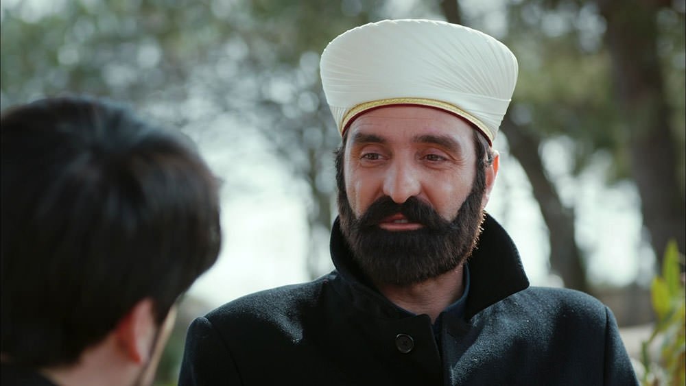 Kertenkele 24. bölüm replik galerisi