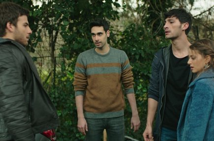 Cem duyduklarına inanamıyor!