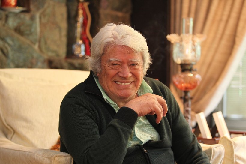 Usta oyuncu Cüneyt Arkın vefat etti