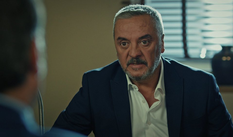 eskiya-dunyaya-hukumdar-olmaz