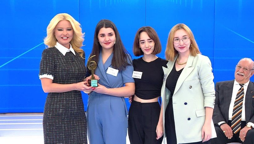 muge-anli-ile-tatli-sert