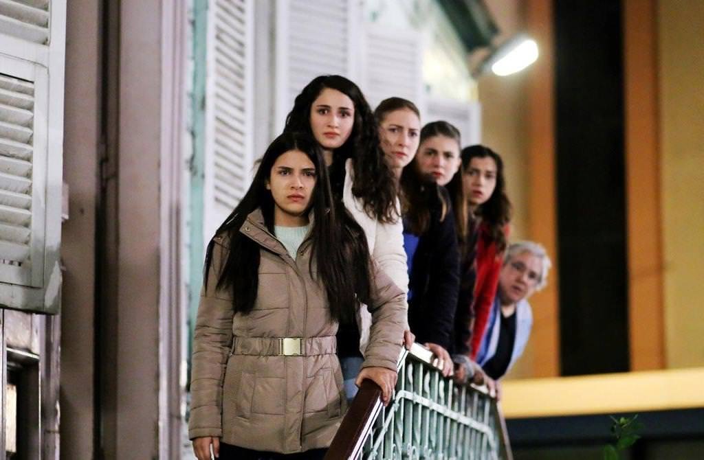 Tuzağa düşüyor... 21. bölüm fotogaleri