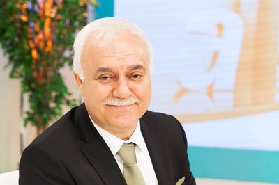 Nihat Hatipoğlu merak edilen soruları yanıtladı