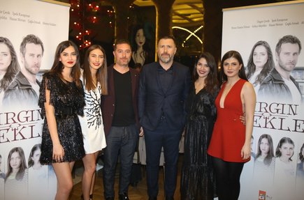 Kırgın Çiçekler’e veda