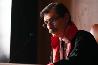 Hakim, ilk bölümüyle büyük beğeni topladı