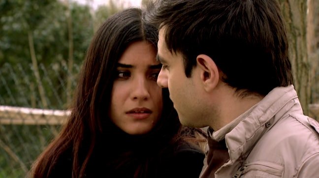 Разбивающая сердца озвучкой. Разбивающая сердца сериал 2010–2011. Разбивающая сердца турецкий сериал. Разбивающая сердца 111. Разбитые сердца турецкий сериал.