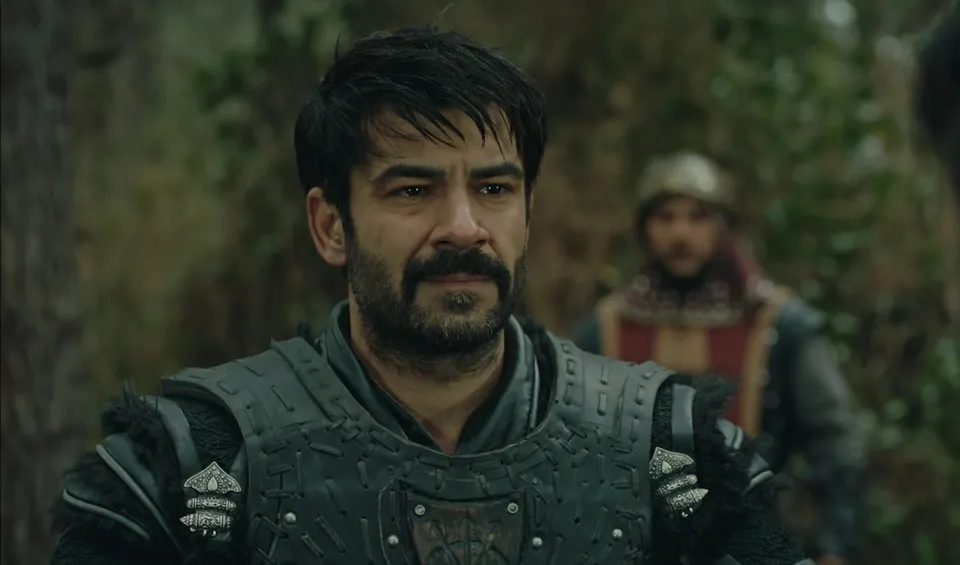 Osman Bey, Gündüz Bey üzerinden oyun kurar