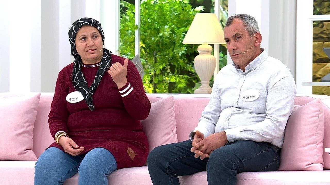 Günlerdir kayıp olan 3 çocuk annesini Esra Erol 10 dakikada buldu!