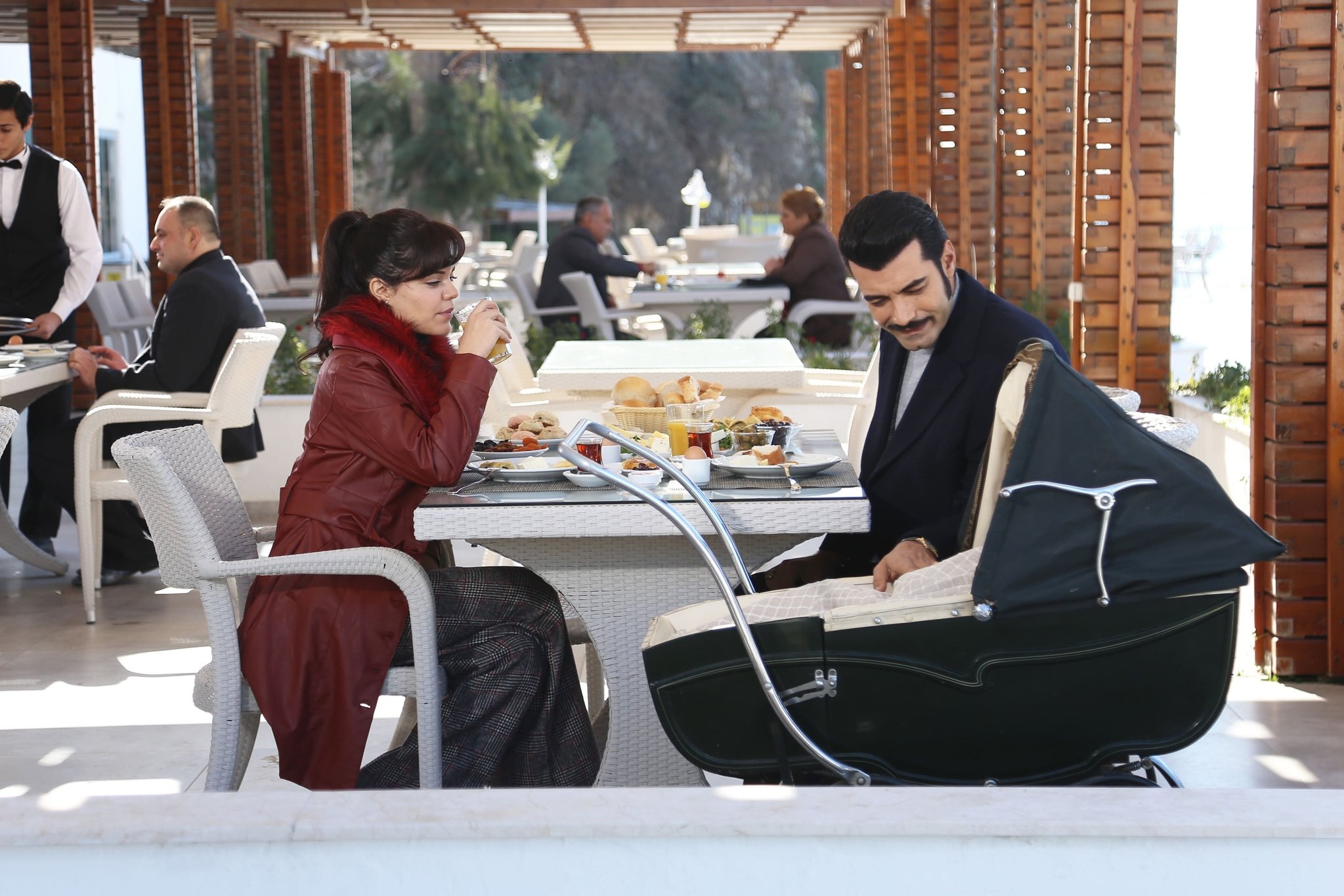 Züleyha ve Demir Yaman aşkı nasıl başladı?