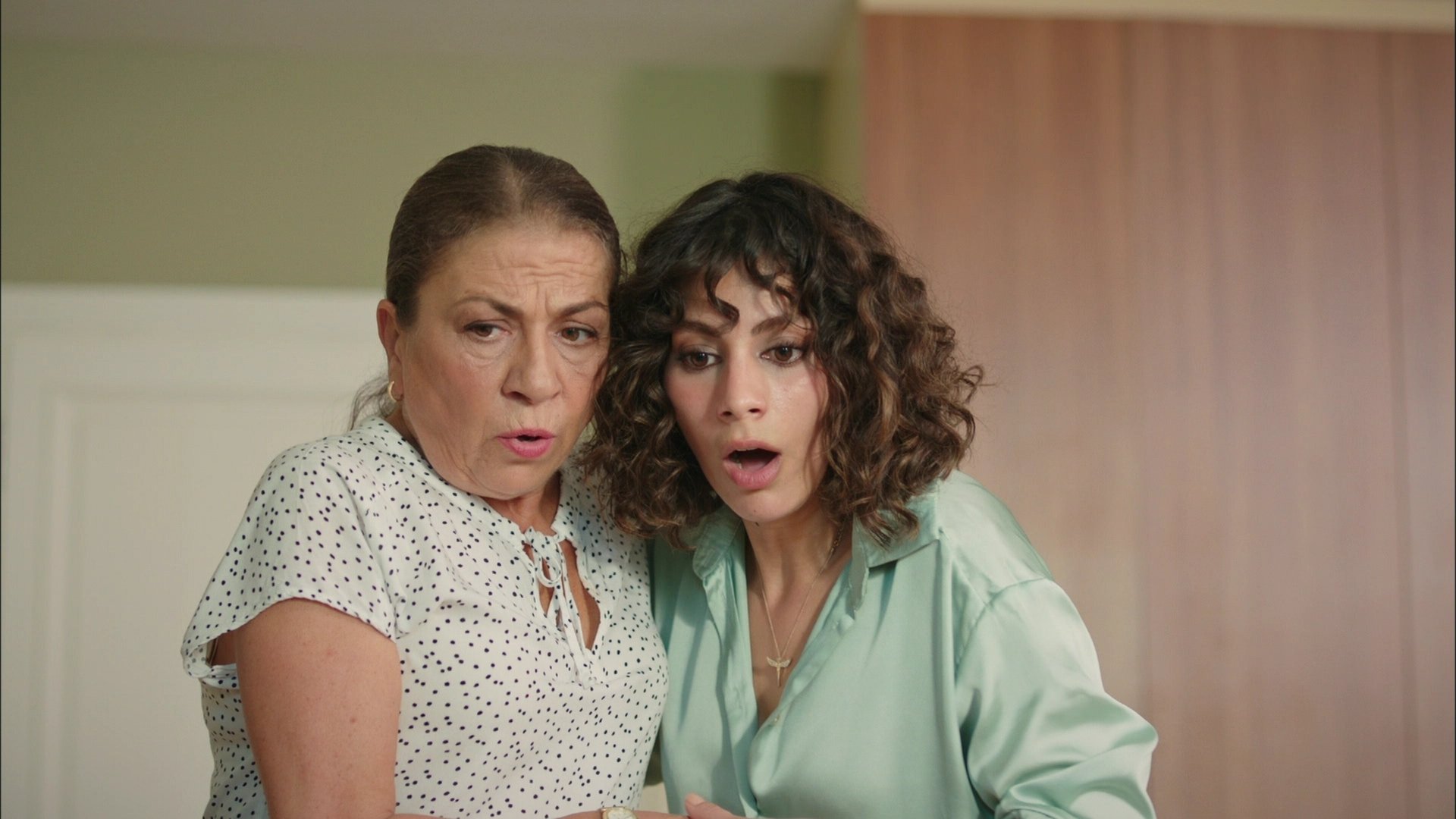 Elif ve Güneş'in sımsıcak ilişkisi...