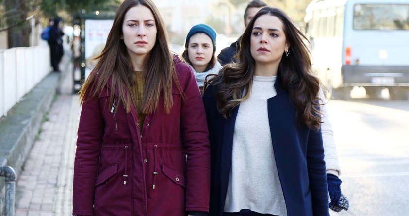 Kırgın Çiçekler yine zirvede!