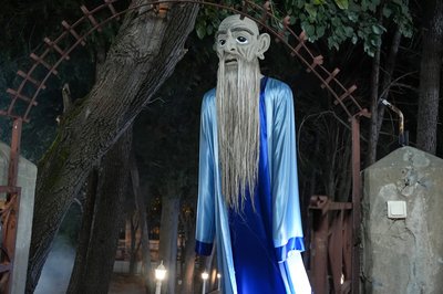 Gulyabani Saadet Konağı'nda!