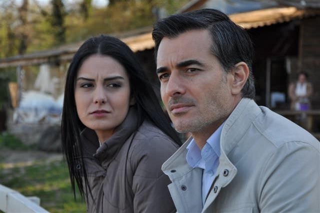 Unutulmaz 81. bölüm fotoğrafları