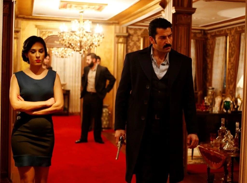 Mahir nasıl ateşe verdi. Karadayı 92. Bölüm fotogaleri