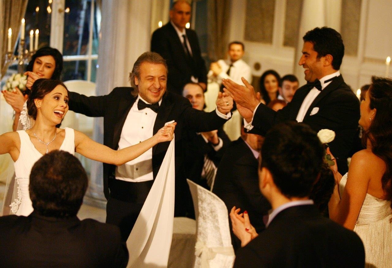 100 karede Ezel efsanesi