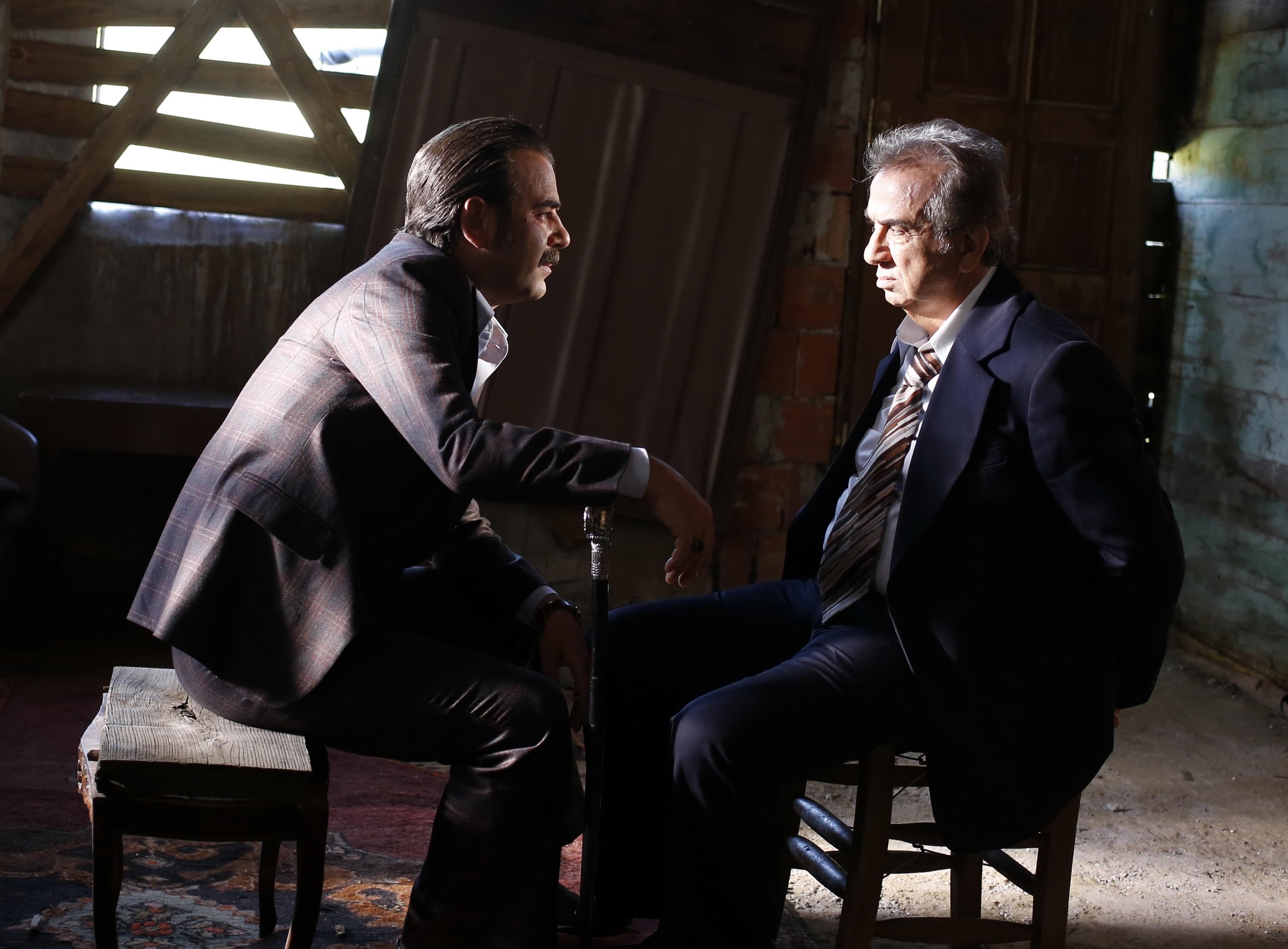 Onlara huzur yok! 111. Bölüm fotogaleri