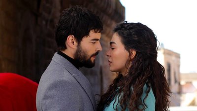 100 karede Hercai