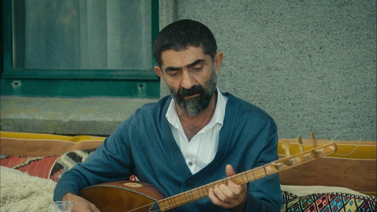 Cezayir'in 'altın' oyunu...