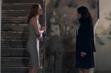 Leyla ve annesi karşı karşıya