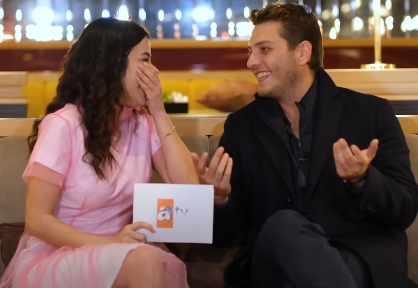 Gülmeme challenge sadece 5 saniye sürdü! 